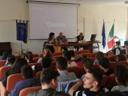 2017-04-11 CORSO MANZONI CASERTA (2)